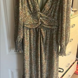 Beautiful Altar’d State L Boho Maxi dress with puff sleeves gathered at wrist.